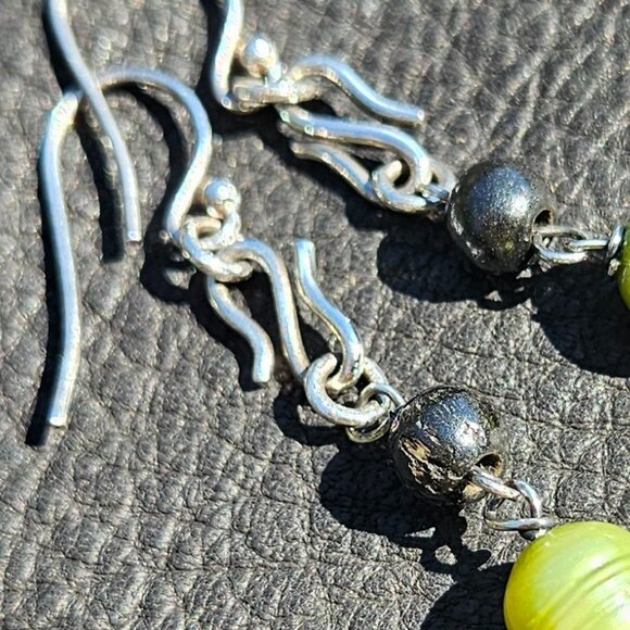 Green Freshwater Pearl Earrings with Sterling Silver - Picture 4 of 5